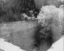 En una balsa parecida a esta, ya deteriorada y abandonada, ocurri&oacute; la historia que nos cuenta el autor